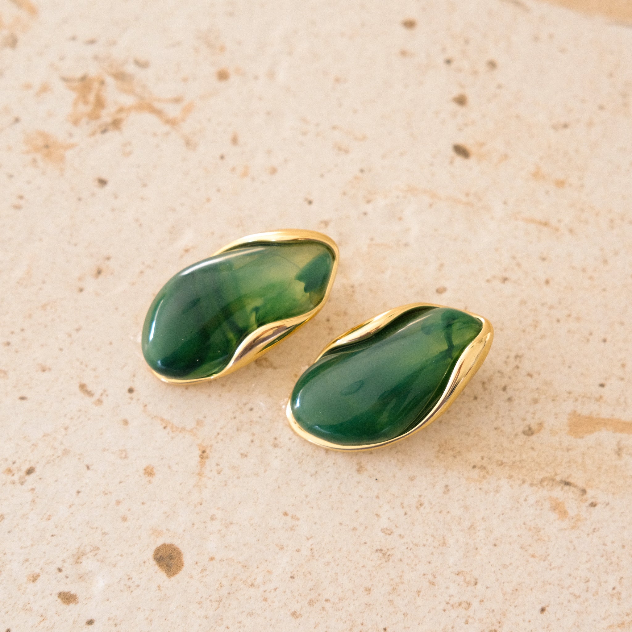 Because accessories always fit! – Lala Lala Shop