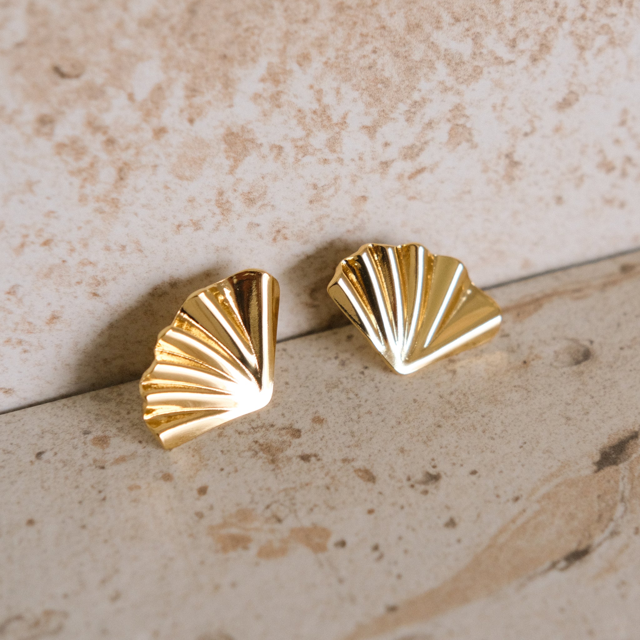 Because accessories always fit! – Lala Lala Shop