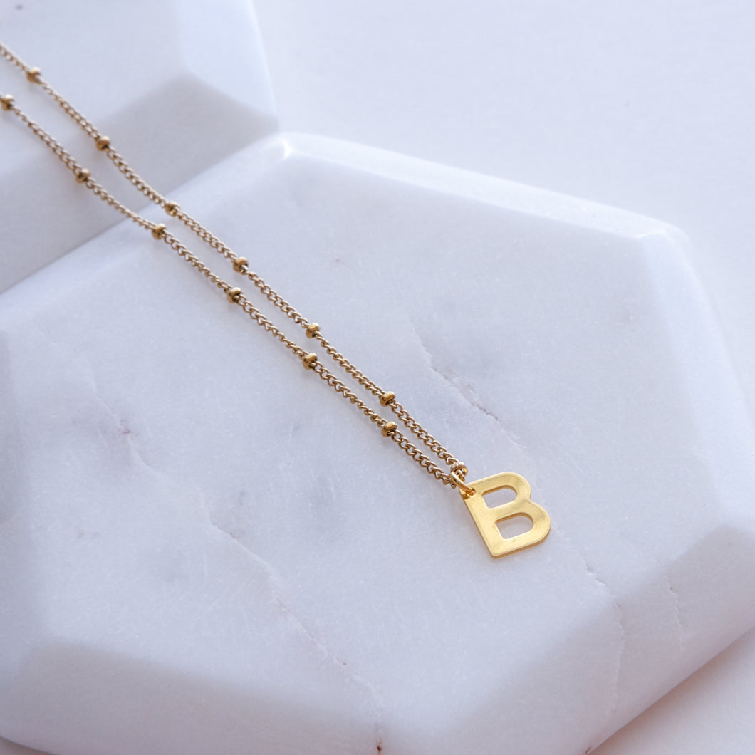 INITIAL PENDANT NECKLACE