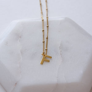 INITIAL PENDANT NECKLACE