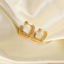Load image into Gallery viewer, GELMA EARRINGS