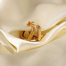 Load image into Gallery viewer, GELMA EARRINGS